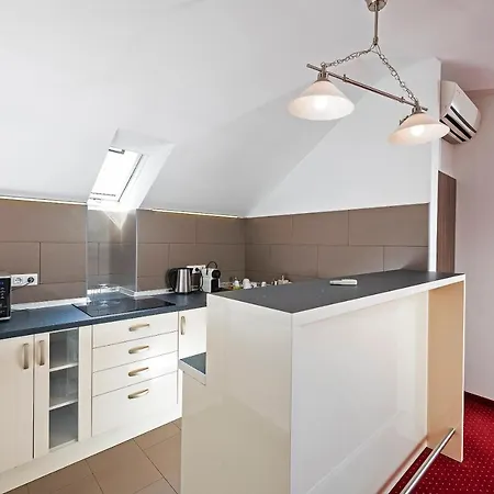 Bodrogi Kuria Wellness Szálloda 4*